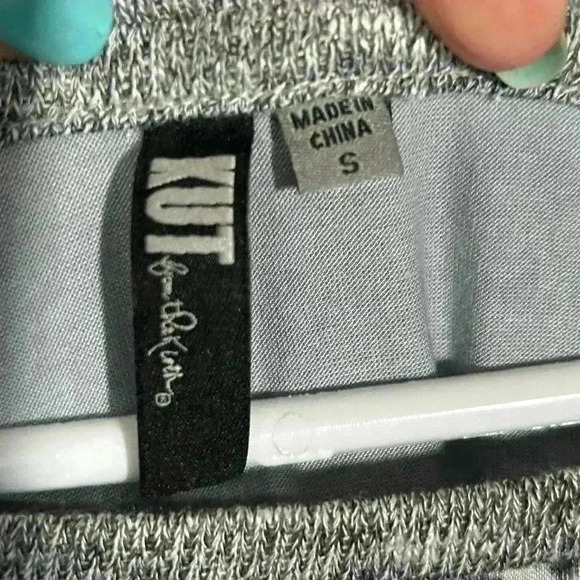 Kut From The Kloth Mixed Material Long Sleeve Grey Leopard Print Top Small - Picture 8 of 10